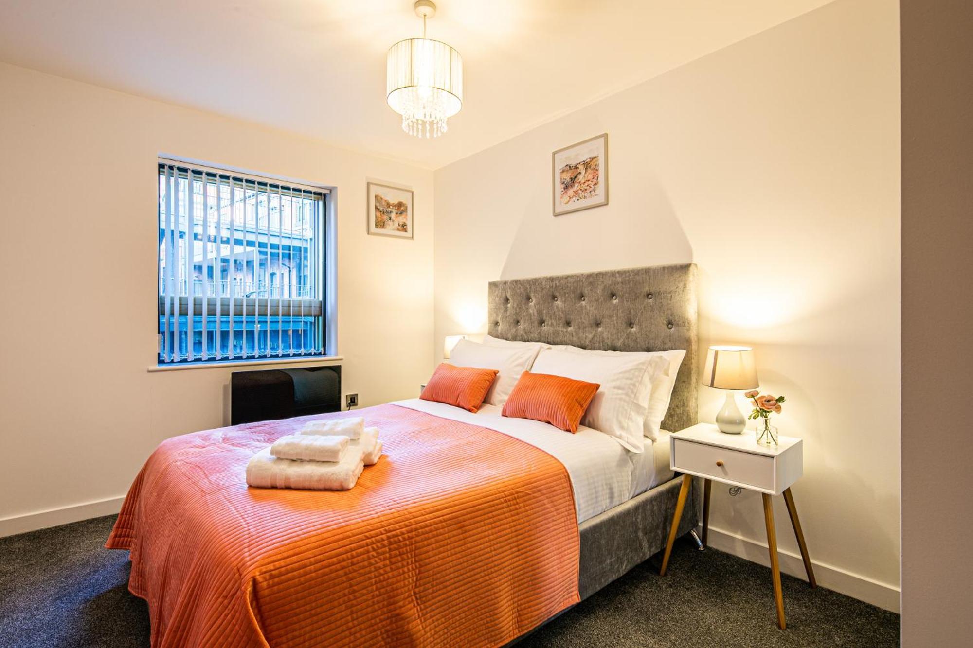 Stylish 2 Bed Apt 18 - City Centre, Free Parking, Espresso Machine & Netflix - Hosted By Stay Host Save Sheffield Exteriér fotografie