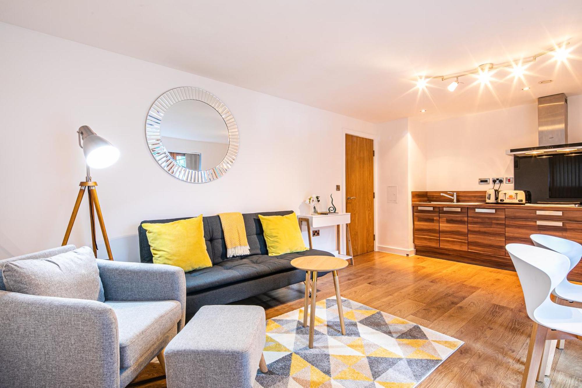 Stylish 2 Bed Apt 18 - City Centre, Free Parking, Espresso Machine & Netflix - Hosted By Stay Host Save Sheffield Exteriér fotografie