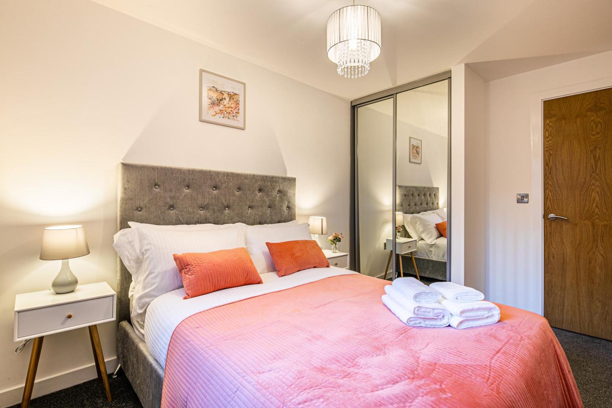 Stylish 2 Bed Apt 18 - City Centre, Free Parking, Espresso Machine & Netflix - Hosted By Stay Host Save Sheffield Exteriér fotografie
