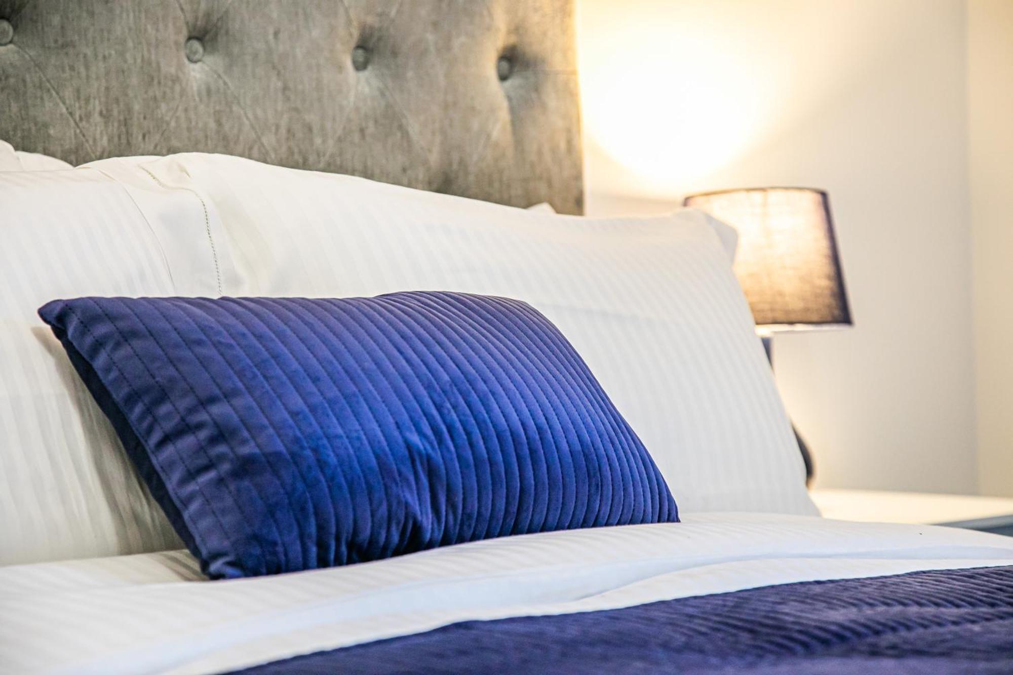 Stylish 2 Bed Apt 18 - City Centre, Free Parking, Espresso Machine & Netflix - Hosted By Stay Host Save Sheffield Exteriér fotografie